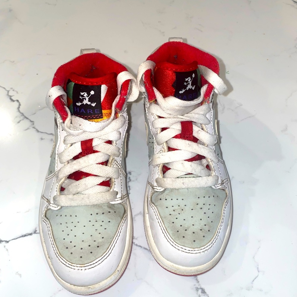 Nike “Hare” Jordan 1’s RETRO & RARE